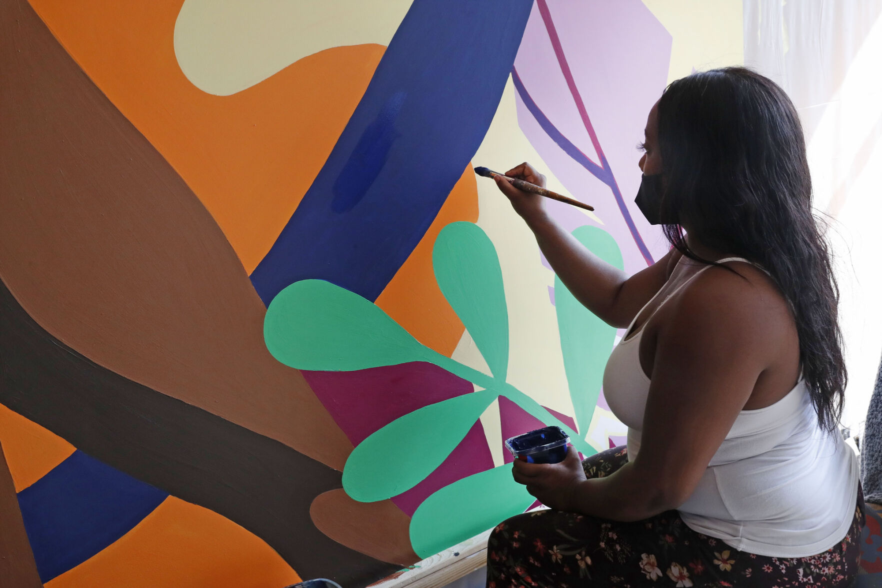 The Jefferson Avenue Apartments commissioned murals project